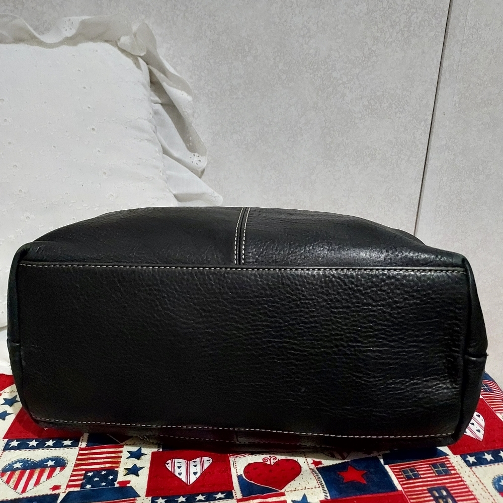 GIANI BERNINI BLACK LEATHER SHOULDER BAG - Picture 4 of 11